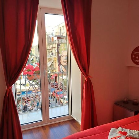 Suite Duomo Naples Luaran gambar