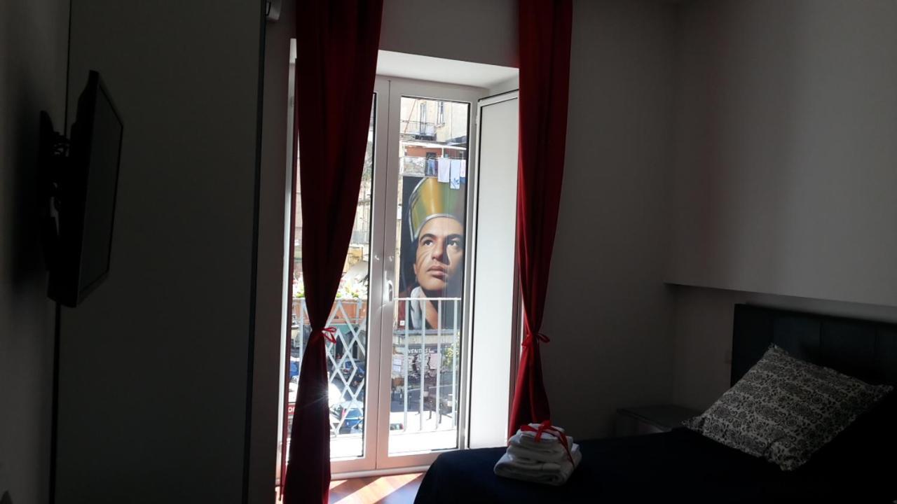 Suite Duomo Naples Luaran gambar