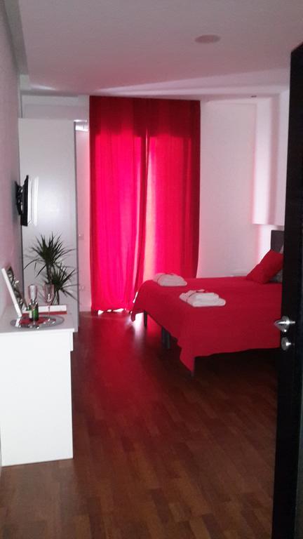 Suite Duomo Naples Luaran gambar